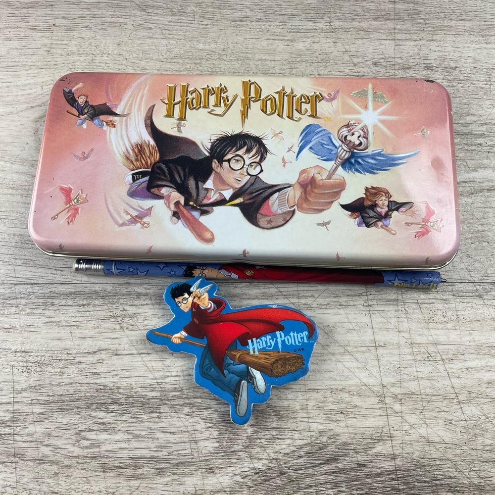 2000 Harry Potter Sorcerers Stone Pencil Case Metal Lift Out Tray w/ Supplies